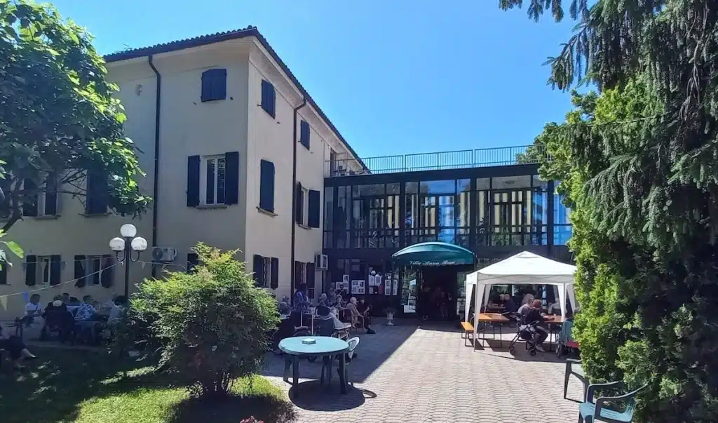 villaannarosa Villa Anna Rosa Cadelbosco di Sopra – Casa Residenza per Anziani