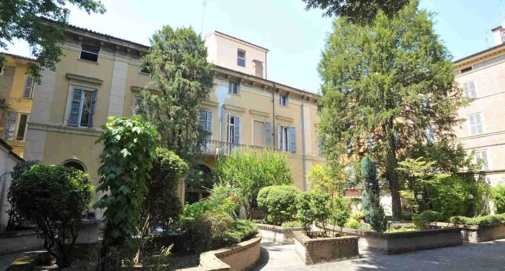 Casa di riposo Fondazione Pia Casa Sant’Anna e Santa Luigia a Modena