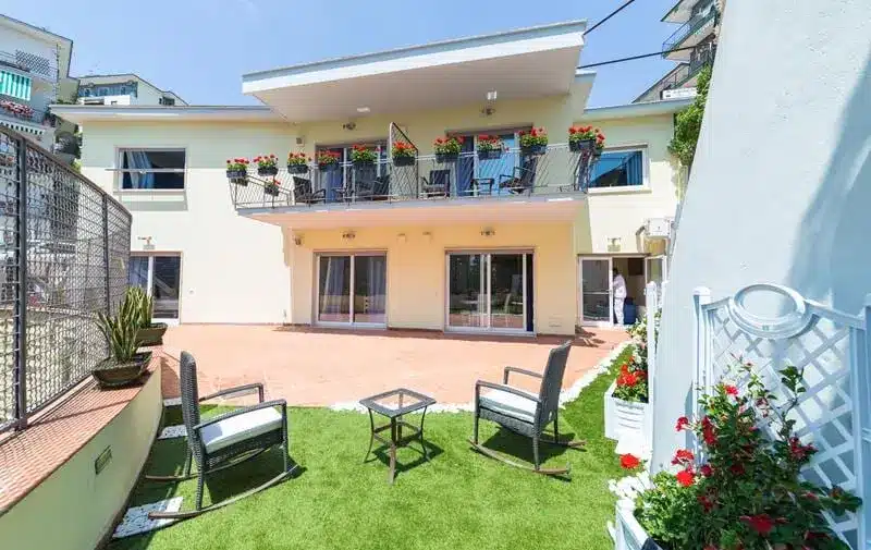 Casa albergo Domus Relais Posillipo a Napoli