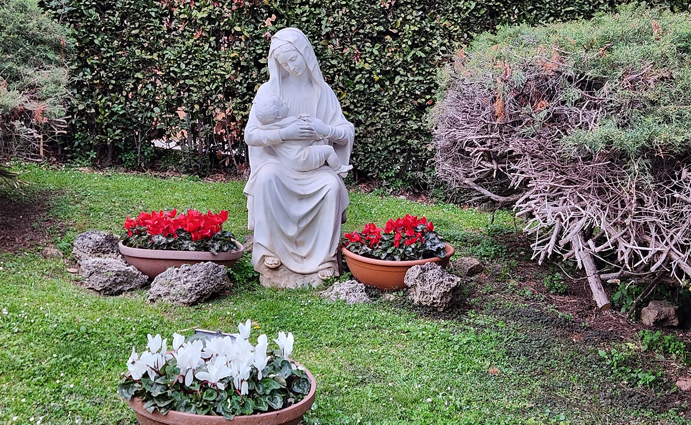 Casa di riposo Divina Provvidenza Laurentina a Roma